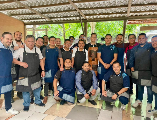 Taller de Asado al personal de BANTRAB